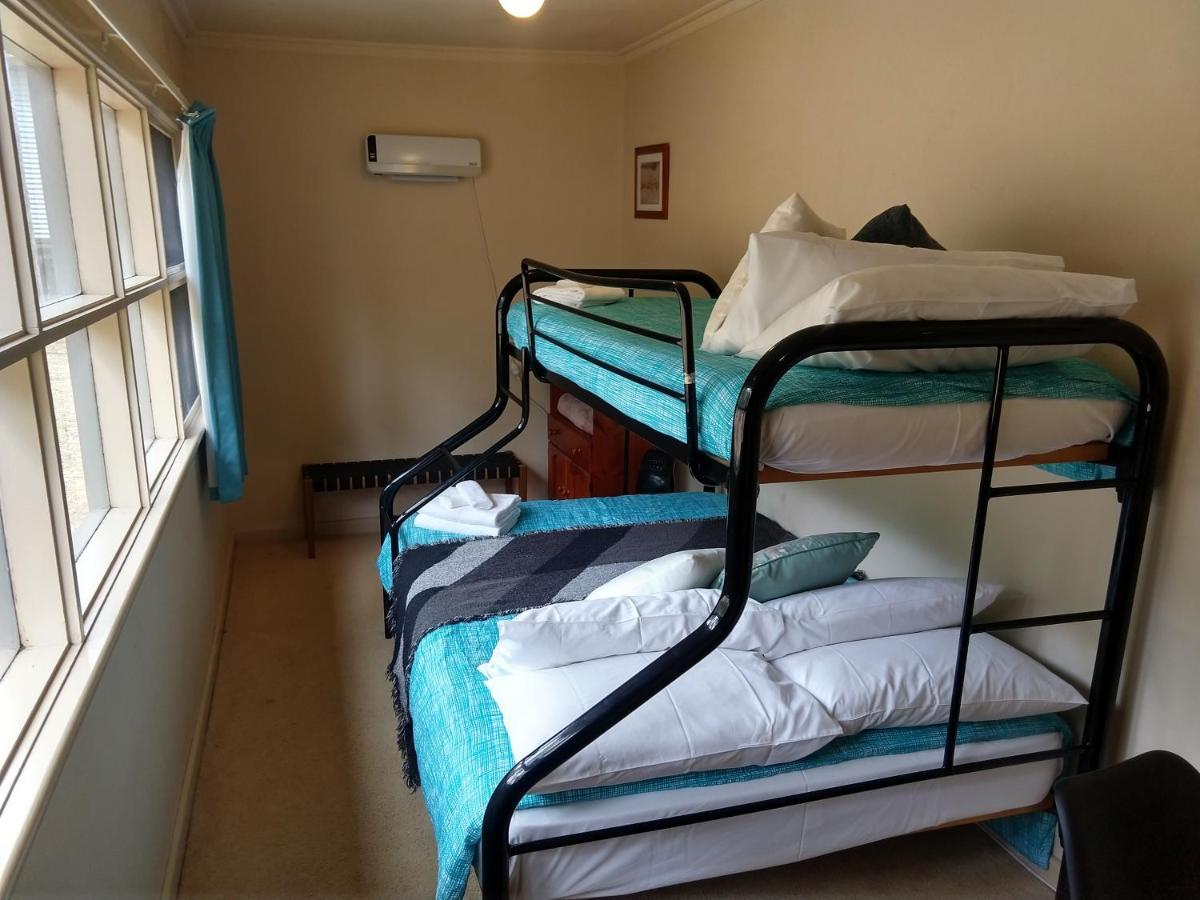 Cockatoo Cabin Halls Gap Εξωτερικό φωτογραφία